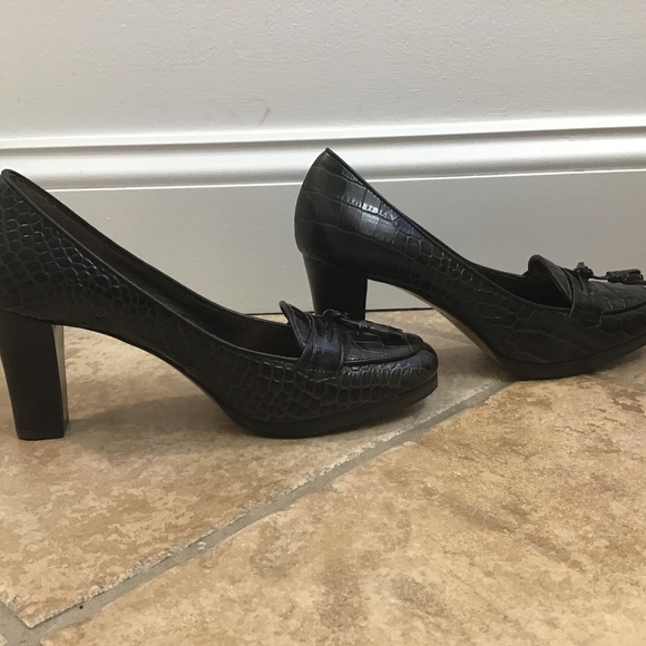 LOFT Crocodile High Heeled Loafer Style Shoes NWOT - Picture 4 of 7
